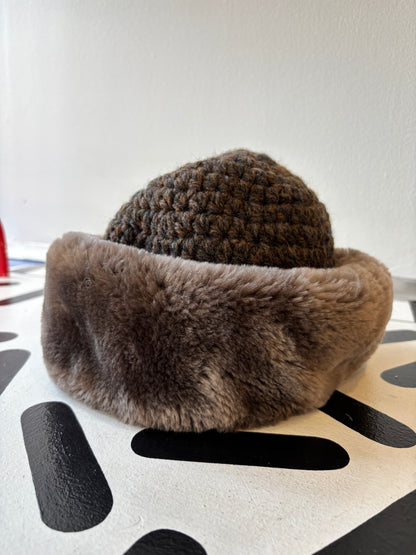 Wool hat with faux fur trim