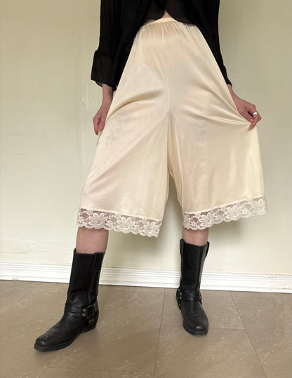 Nylon cream bloomers