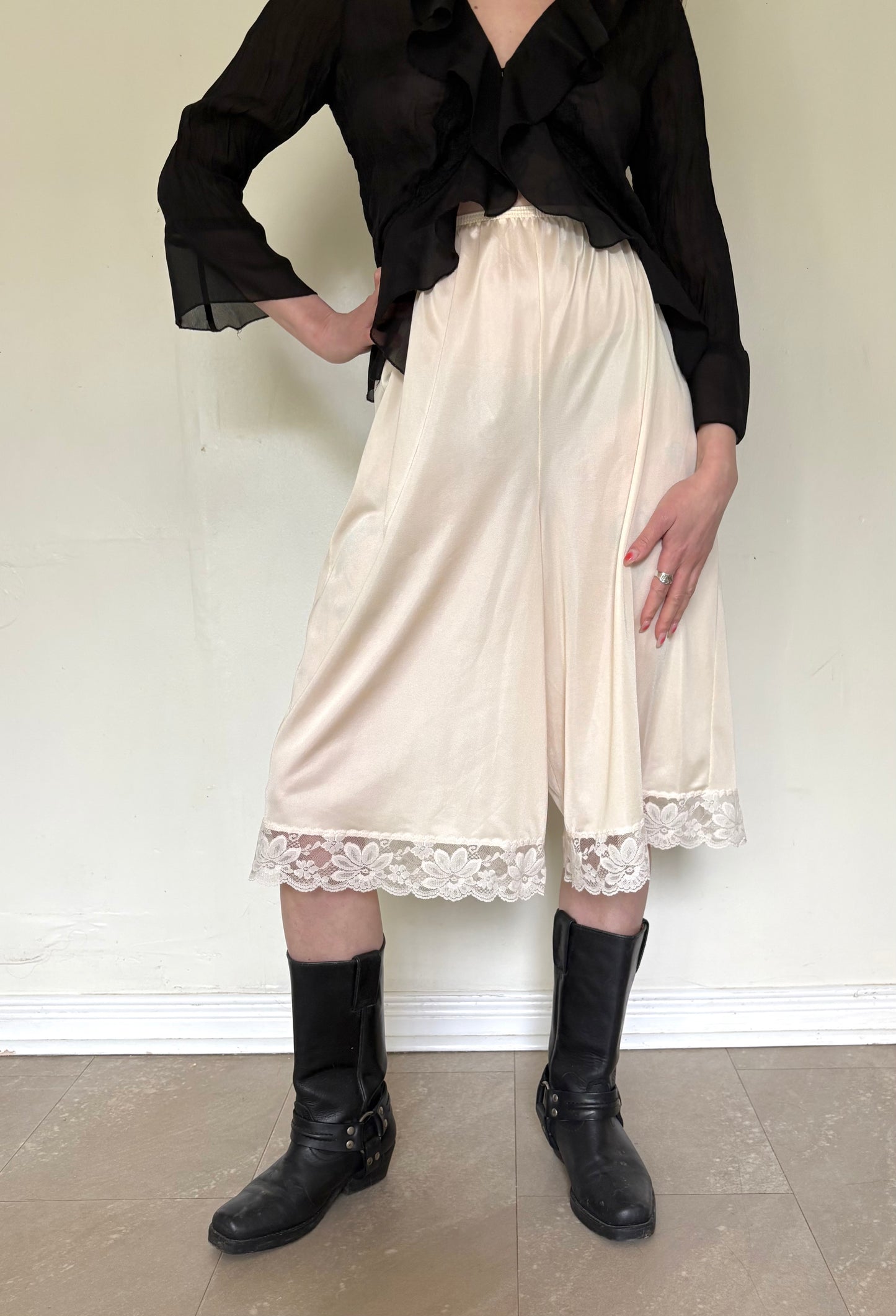 Nylon cream bloomers
