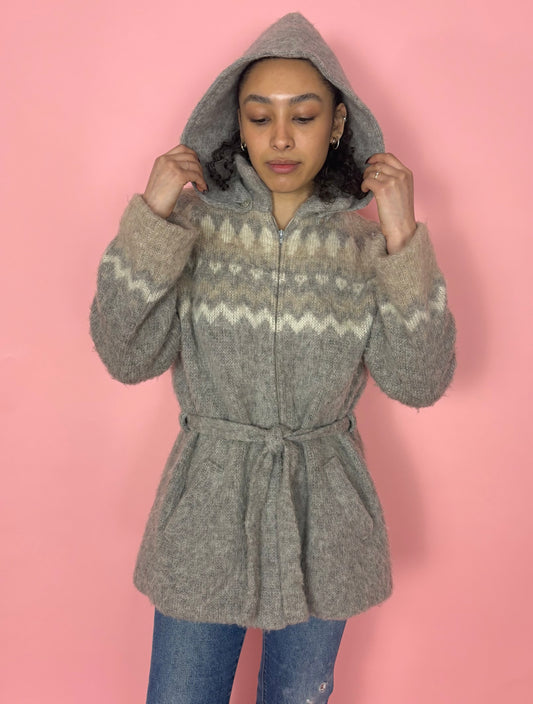 Icelandic Wool Sweater with Detachable Hood