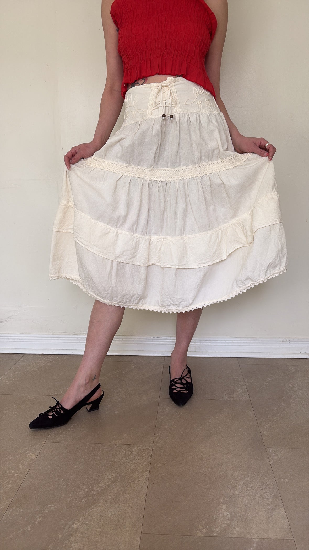 White cotton lace up skirt