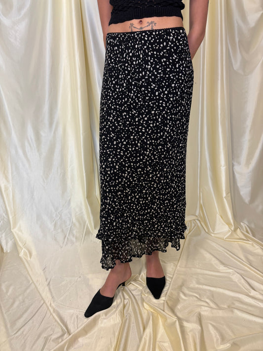 Y2K ruffle overlay dot skirt